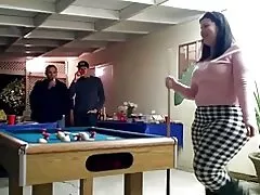 Pawg מסיבי משחק ביליארד!