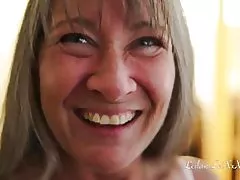 פרומו Leilani וידאו