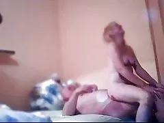 סקס לוהט במיטה