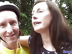 היורו milf אנגלית בזיון אנאלי גרביים